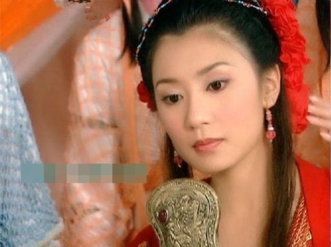 Những vai diễn của mỹ nhân Hoa ngữ đẹp mê hồn nhưng sao vẫn ế người xem Nhung vai dien cua my nhan Hoa ngu dep me hon nhung sao van e nguoi xem