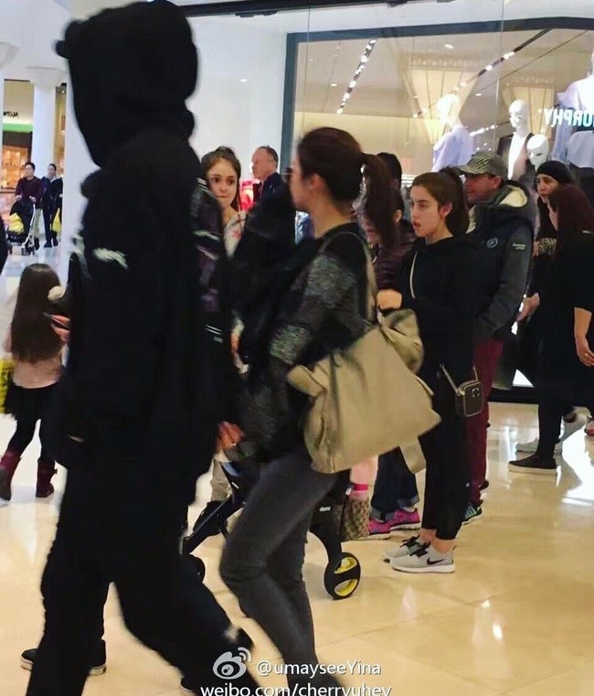 Kim Tae Hee và Bi Rain tranh thủ đón Valentine ở Mỹ