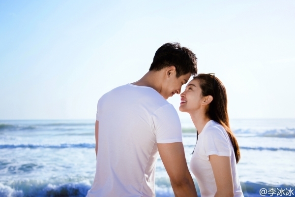 Sinh nhật 44 tuổi, Lý Băng Băng trẻ trung và xinh đẹp như gái đôi mươi