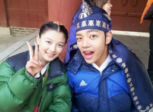 Fan ngậm ngùi tiếc nuối vì Kim Yoo Jung 'lỡ hẹn' với tình đầu Yeo Jin Goo