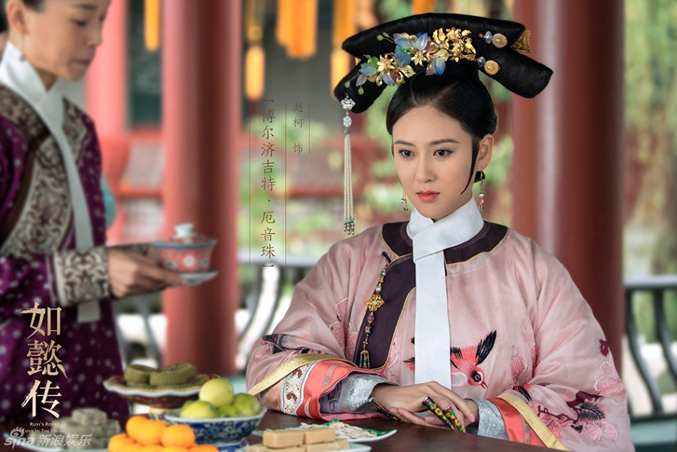 Ngất ngây với nhan sắc dàn hậu cung 'mỗi người một vẻ' của Hoắc Kiến Hoa