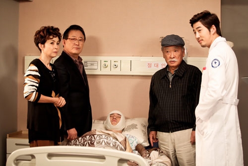 lee soon jae: "nguoi ong quoc dan" dang men cua man anh han - 3