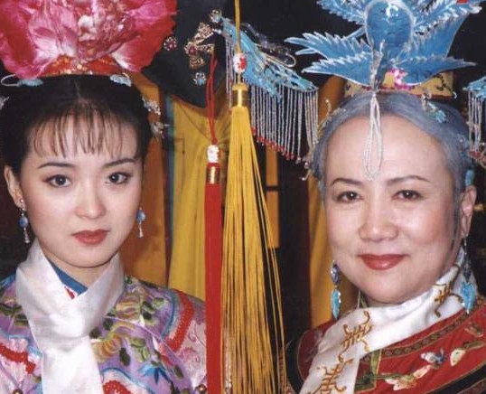 'Lão phật gia' của Hoàn Châu Cách Cách khiến khán giả phải ganh tỵ ở tuổi 75