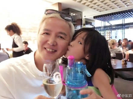 'Vi quý phi' Trương Đình khiến fan ganh tỵ vì khoe cuộc sống hạnh phúc