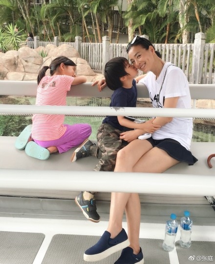 'Vi quý phi' Trương Đình khiến fan ganh tỵ vì khoe cuộc sống hạnh phúc