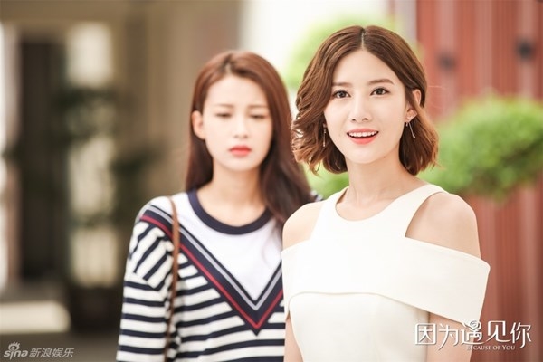 Vẻ đẹp trong sáng của mỹ nhân đang 'làm mưa làm gió' màn ảnh Hoa ngữ