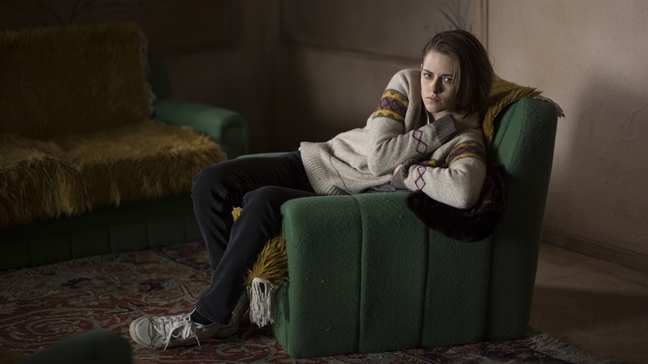 Gu thời trang 'chất lừ' của Kristen Stewart trong phim chiếu rạp Gu thoi trang 'chat lu' cua Kristen Stewart trong phim chieu rap