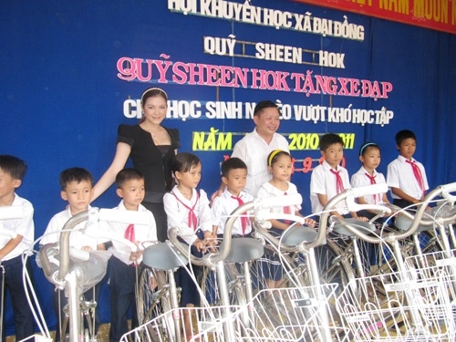 28 hình ảnh ghi dấu chặng đường hơn 10 năm khẳng định tên tuổi của Lý Nhã Kỳ 28 hinh anh ghi dau chang duong hon 10 nam khang dinh ten tuoi cua Ly Nha Ky