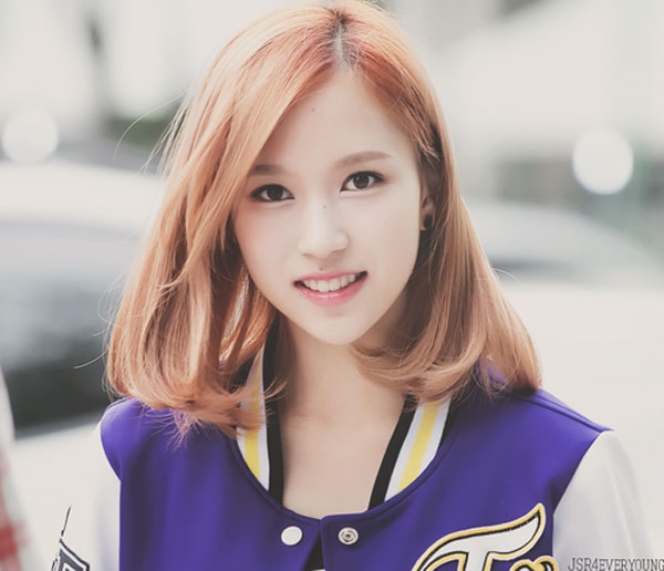 Những 'cậu ấm cô chiêu' đình đám của Kpop