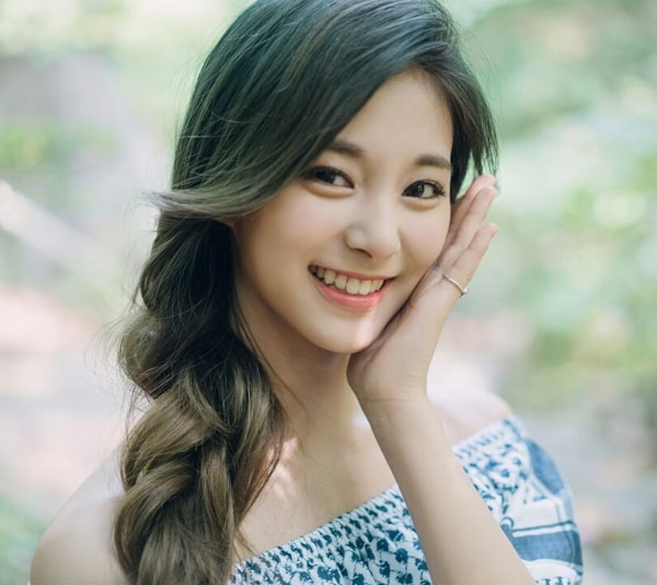 Những 'cậu ấm cô chiêu' đình đám của Kpop