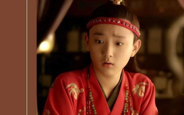 'Giả Bảo Ngọc' Vu Tiểu Đồng nhập viện cấp cứu vì bị dây cáp siết cổ