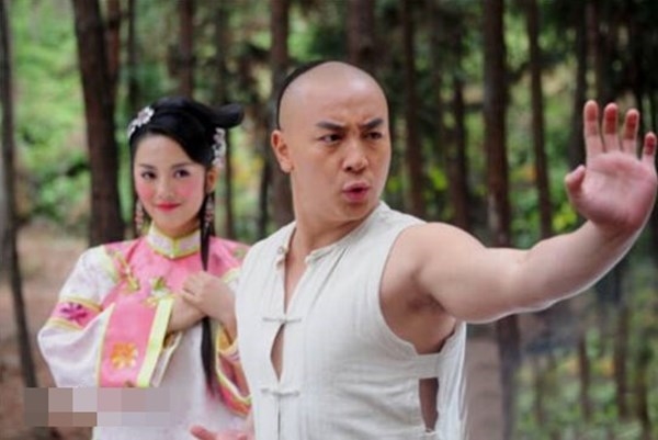 Dàn sao 'Quan huyện 9 tuổi' sau 16 năm: Người sự nghiệp tụt dốc, người biến dạng vì thẩm mỹ
