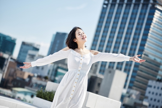 Càng bị chê xấu, Kim Go Eun càng xinh đẹp, rạng ngời hơn