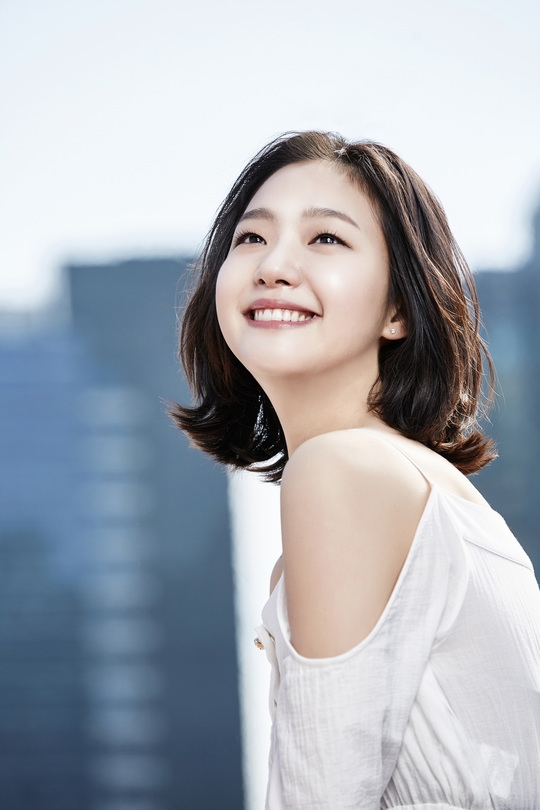Càng bị chê xấu, Kim Go Eun càng xinh đẹp, rạng ngời hơn
