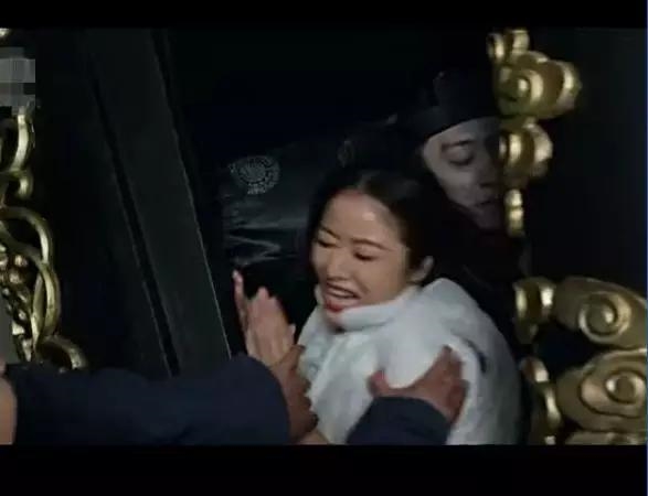 Lâm Tâm Như than thở vì thường xuyên bị lừa khi đóng phim kinh dị