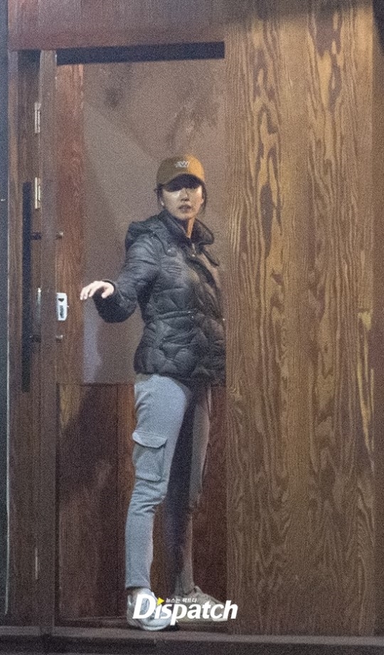 Dispatch tung bằng chứng, thật sự Lee Jun Ki và Jeon Hye Bin đã hẹn hò được 2 năm?
