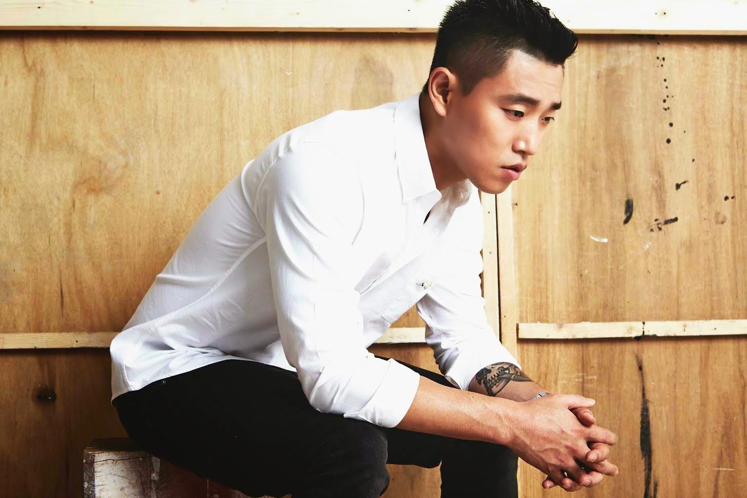 Fan cực sốc khi nghe tin hôm nay Kang Gary đã kết hôn