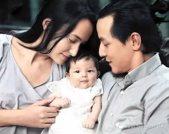 Ngắm những cô con gái nhà sao Hoa ngữ khiến bố mẹ lo sốt vó vì quá xinh