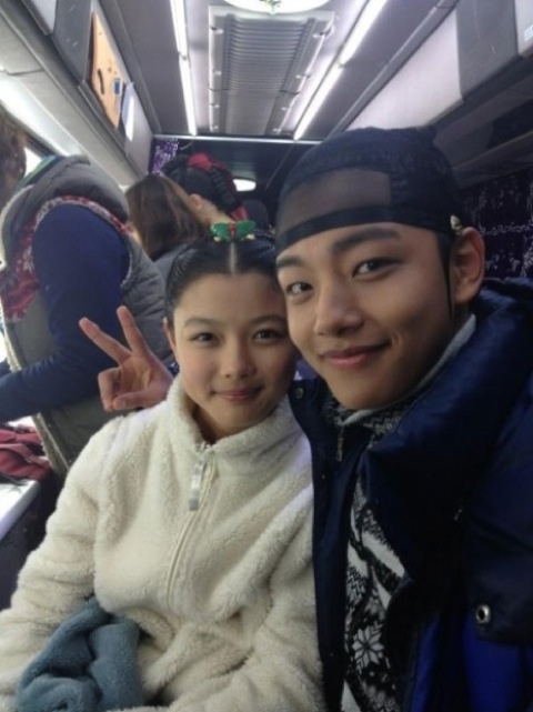 Nhìn lại hình ảnh từ nhỏ đến nay để thấy 'hoàng tử bé' Yeo Jin Goo đã trưởng thành thật rồi