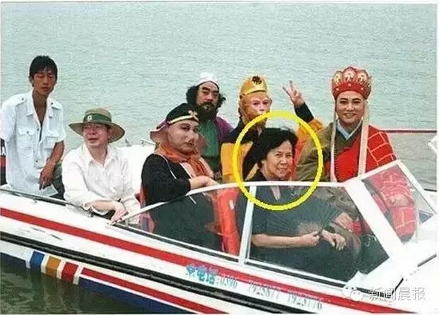 Fan thương tiếc vì đạo diễn Dương Khiết của Tây Du Ký 1986 qua đời