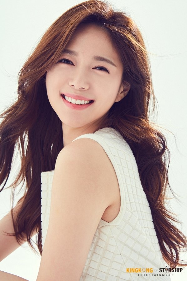 Park Seo Joon - Kim Ji Won bỗng chốc trở thành 'đôi bạn thân' bình dân