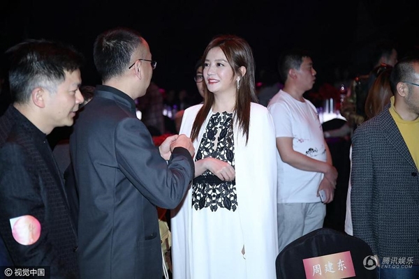 Khoảnh khắc vui vẻ hiếm hoi của Triệu Vy, Phạm Băng Băng