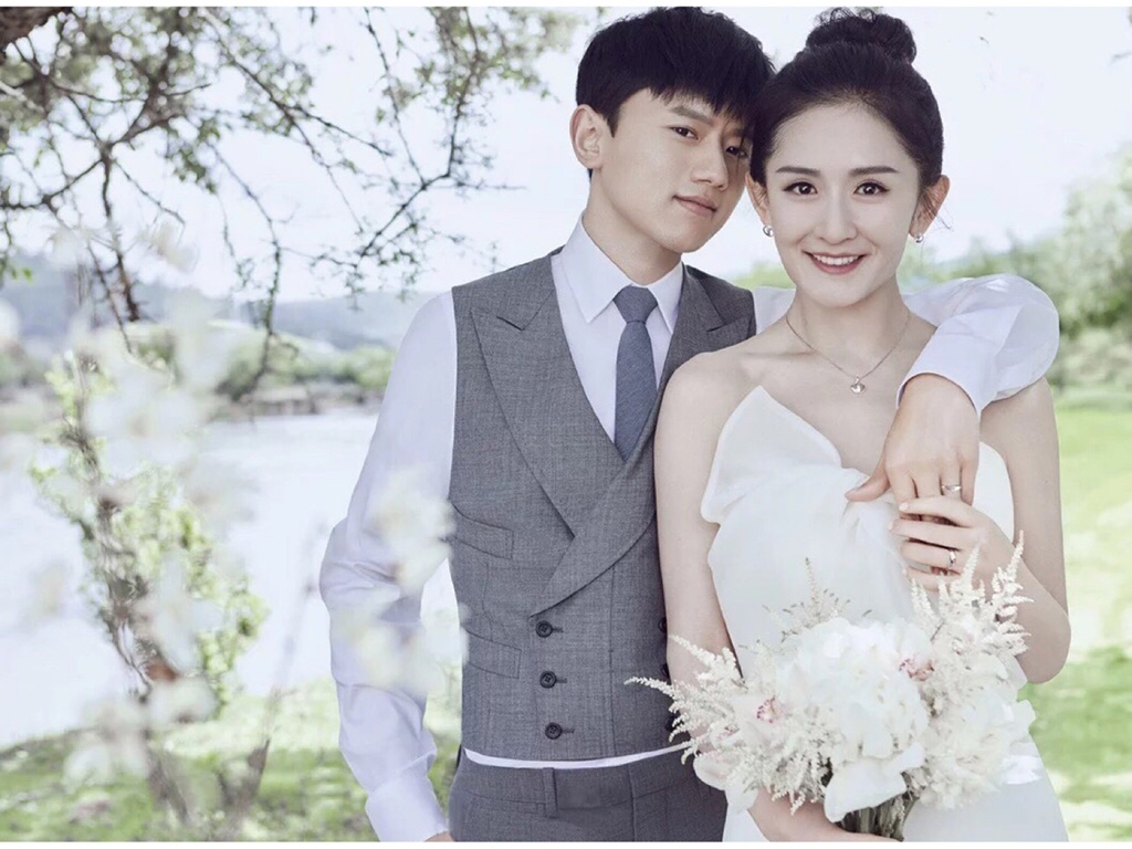 Bị Trác Vỹ tung tin ly hôn, Tạ Na tuyên bố sẽ không công khai chuyện vợ chồng
