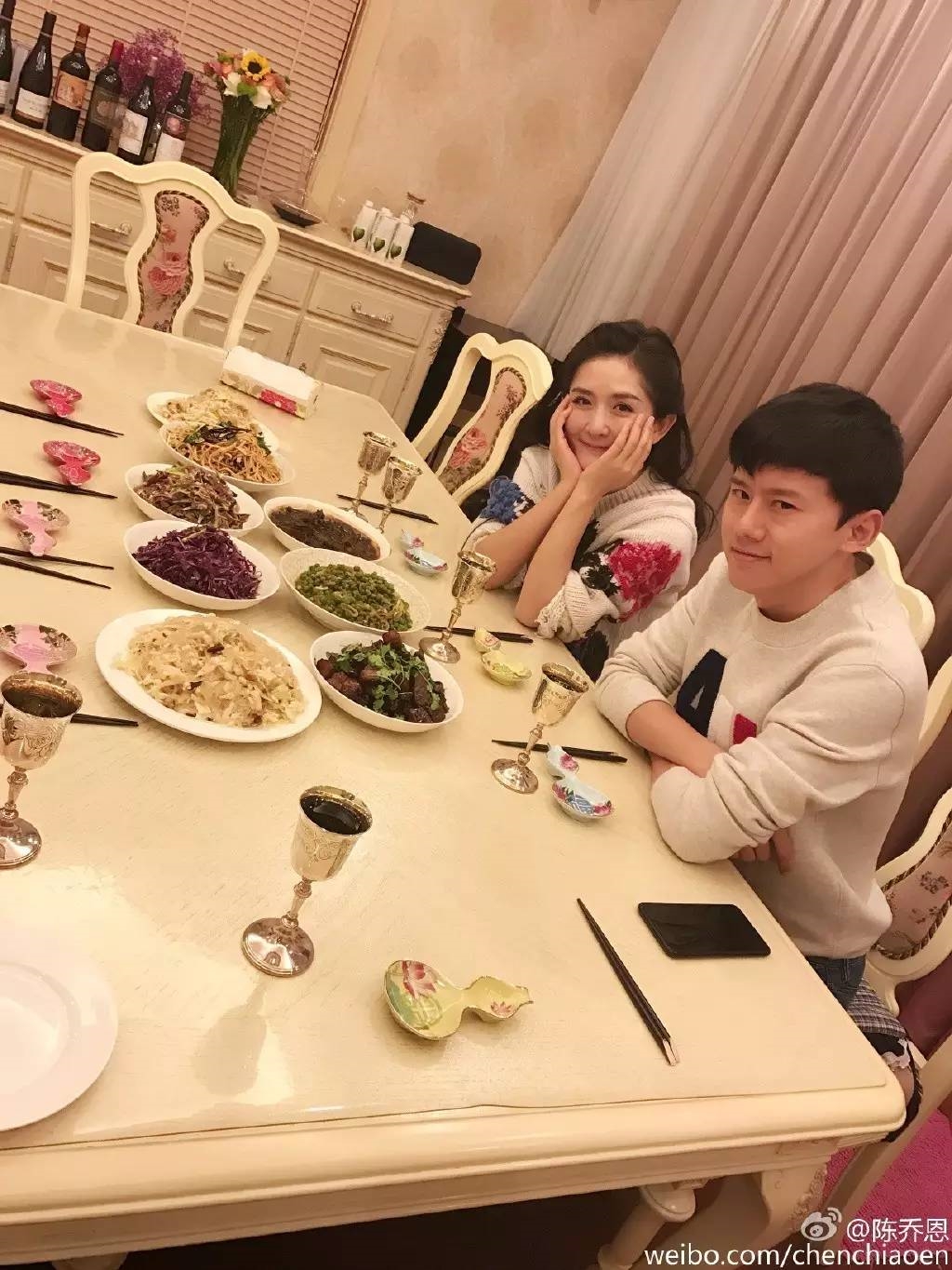 Bị Trác Vỹ tung tin ly hôn, Tạ Na tuyên bố sẽ không công khai chuyện vợ chồng