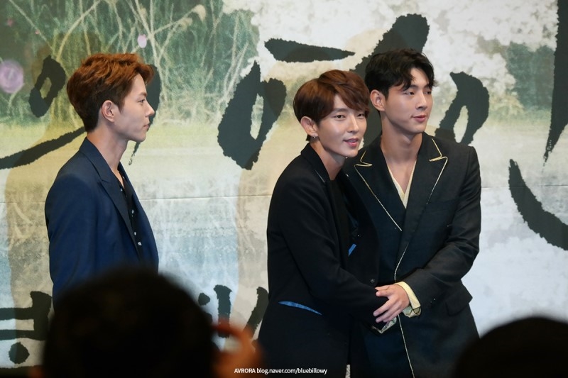 Ngỡ ngàng nhận ra có một 'bóng đèn quốc dân' mang tên Ji Soo