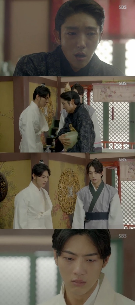 Ngỡ ngàng nhận ra có một 'bóng đèn quốc dân' mang tên Ji Soo