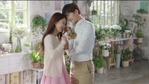 Triệu Lệ Dĩnh và Dương Dương 'tình như cái bình' khiến fan dậy sóng