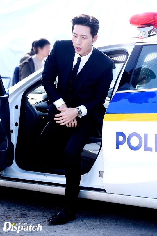 'Man To Man' Park Hae Jin siêu ngầu siêu bảnh từ trong phim ra đến ngoài đời