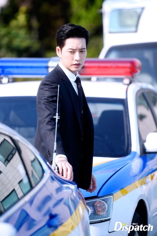 'Man To Man' Park Hae Jin siêu ngầu siêu bảnh từ trong phim ra đến ngoài đời