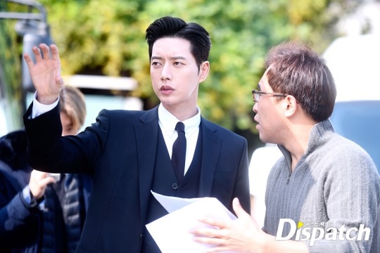 'Man To Man' Park Hae Jin siêu ngầu siêu bảnh từ trong phim ra đến ngoài đời