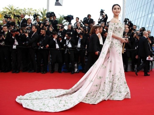 Tranh cãi tại LHP Cannes: Khi Phạm Băng Băng, Will Smith 'chễm chệ' ngồi ghế giám khảo