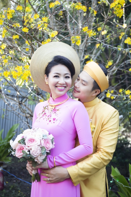 le-khanh-va-chong-1490770126438-ngoisao.vn-w540-h810 0 hướng nghiệp, dàn diễn viên hướng nghiệp, Lê Khánh, Kinh Quốc, sao Việt