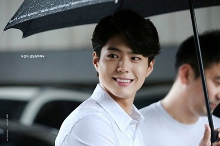 Những lý do khiến người hâm mộ không thể ngừng yêu thương Park Bo Gum - Ảnh 1 Những lý do khiến người hâm mộ không thể ngừng yêu thương Park Bo Gum - Ảnh 1