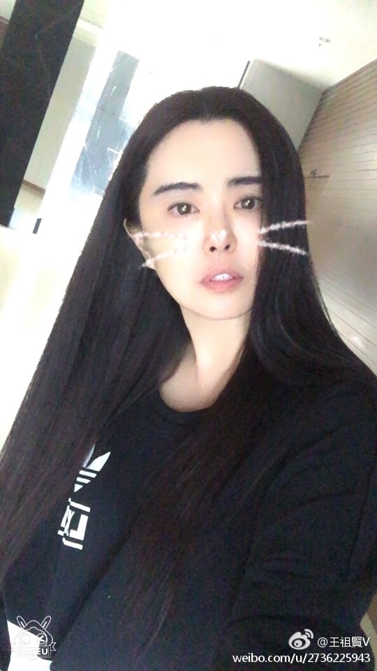 Tuổi 50, 'Tiểu Thiến' Vương Tổ Hiền khiến khán giả chao đảo vì trẻ trung như thiếu nữ