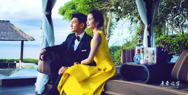 Mặc giản dị đi ăn cưới nhưng vợ chồng Ngô Kỳ Long - Lưu Thi Thi vẫn gây bão
