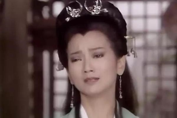 10 mỹ nhân cổ trang rơi lệ vẫn xinh đẹp động lòng người