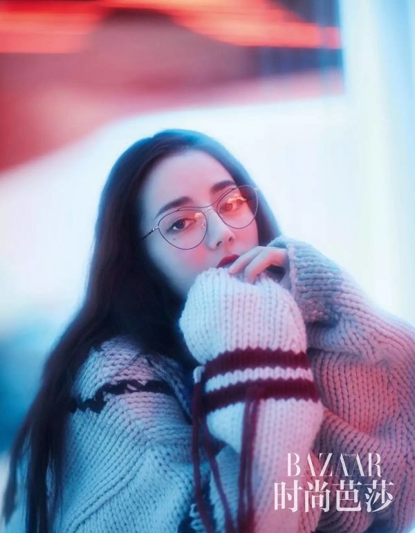 Fan dậy sóng vì ảnh 'thời nổi loạn' chưa từng hé lộ của Địch Lệ Nhiệt Ba