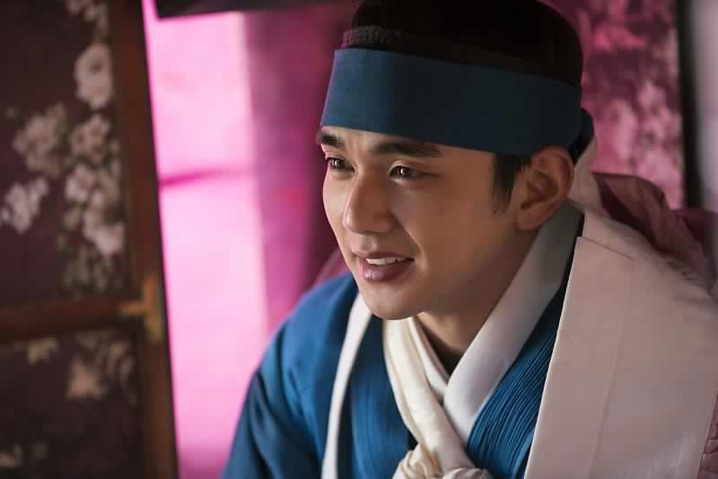 'Ruler: Master of the Mask' hay 'Suspicious Partner? Cổ trang hay hiện đại sẽ chiến thắng khi cùng lên sóng?