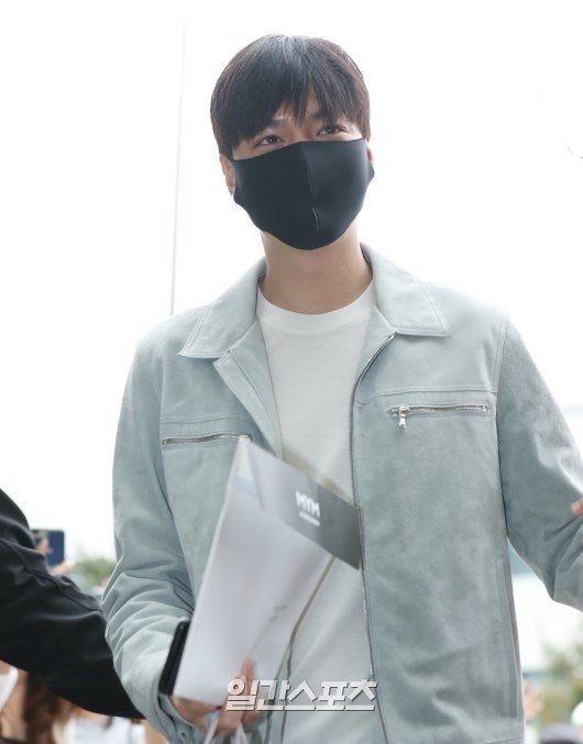Lee Min Ho chính thức bắt đầu thời gian phục vụ quân sự vào sáng nay