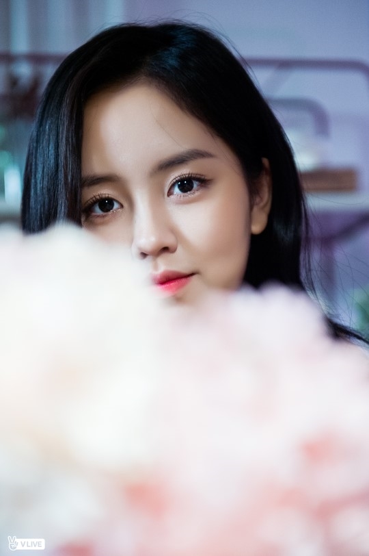 Kim So Hyun lại khiến khán giả chao đảo khi xuất hiện như thiên thần trong bộ hình mới
