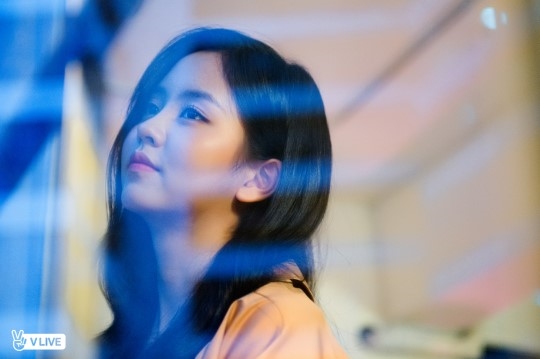 Kim So Hyun lại khiến khán giả chao đảo khi xuất hiện như thiên thần trong bộ hình mới