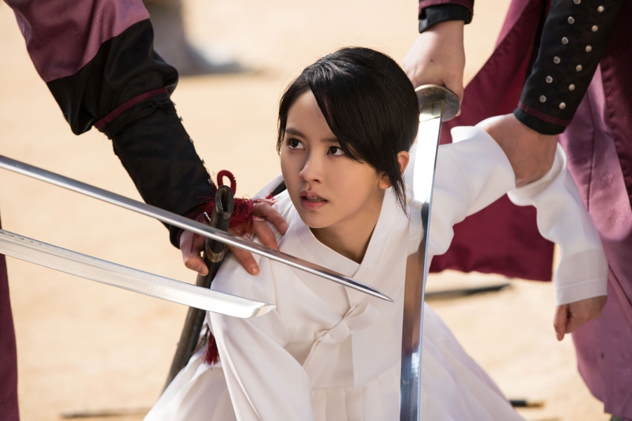 'Ruler: Master of the Mask' tuần này sẽ đẫm nước mắt, đánh dấu sự thay đổi cuộc đời hai nhân vật chính