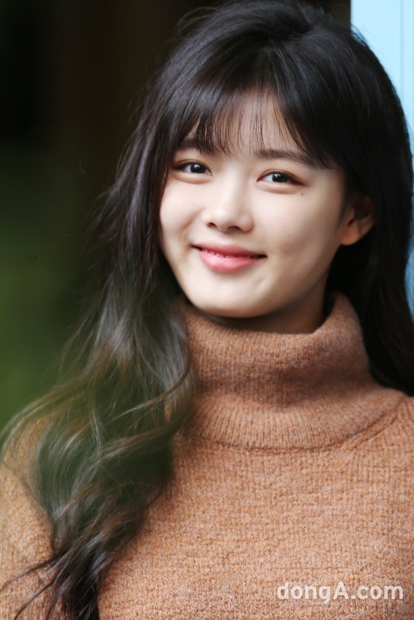 Kim Yoo Jung sẽ trở thành nữ chính trong dự án 'School 2017'?