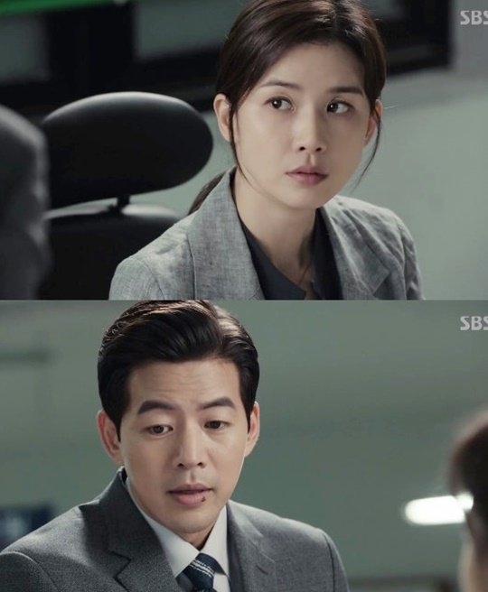 'Whisper' rating tăng cao không đối thủ, 'Fight My Way' ngậm ngùi nhận rating thấp ngay ngày đầu lên sóng