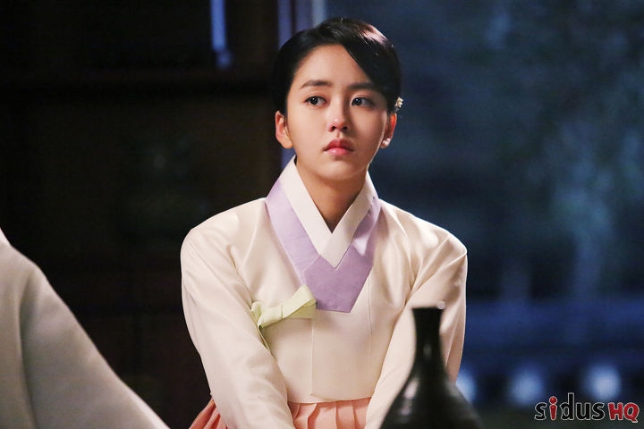Ngắm loạt hình chứng tỏ Kim So Hyun chính là Nữ thần Hanbok 9x của Hàn