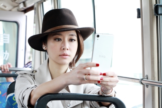 Những cái tát nổ đom đóm mắt trước ống kính của sao Hoa ngữ khiến khán giả giật mình